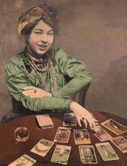 Vintage Fortune Teller, Pamela Colman Smith, Rider Waite Tarot Decks, Rider Waite Deck, Postal Vintage, Rider Waite Tarot, Rider Waite, Tarot Card Meanings, Tarot Art