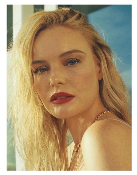 Famous Actresses, Grazia Magazine, Crystal Eye, Kate Bosworth, World Of Fantasy, Celebrity Fashion, Woman Face, Tumblr Blog, Celebrity Style