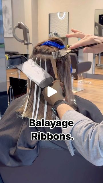 Matt Conn | Balayage Educator on Instagram: "I love how painting single ribbons of balayage creates an overall lighter highlight that’s still low maintenance. I’m using Sunlights, a clay-based lightener by  @sunlightspro .  #blondebalayage #haired #dimensionalblonde #healthyhair #softblonde #mattconnhair #behindthechair #lowmaintenancehair #blondeinspo" Ribbon Highlights Blondes, Low Maintenance Blonde Highlights, Low Maintenance Blonde Hair Balayage, Ribbon Highlights, Balayage Hair Tutorial, Balayage Technique, Dimensional Blonde, Soft Blonde, Light Highlights