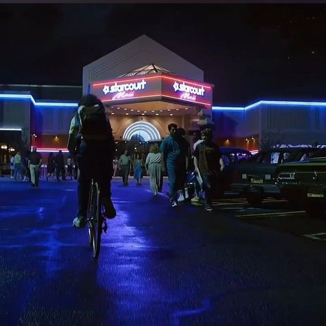 Stranger Things Vibes Aesthetic 80s, 80s Aesthetic Stranger Things, Strangers Things Aesthetic, 80s Stranger Things Aesthetic, Stranger Things Shifting Visuals, Hawkins Visualization, 1985 Aesthetic, 80s Summer Aesthetic, Stranger Things Aesthetic 80s