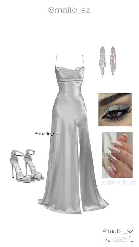 Formal Women Outfit, Classy Prom Dresses, Simple Prom Dress, Looks Party, Prom Dress Inspiration, Cute Prom Dresses, Pretty Prom Dresses, Fancy Dress Design, Prom Outfits