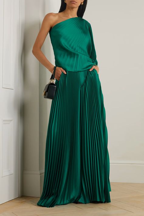 Plissé looks more expensive than it is – and these pieces are proof Crop Top En Satin, Pleated Fabric Dress, Pleated Fabric, Satin Top, Green Satin, One Shoulder Tops, Girls Rompers, Wide Legs, Cropped Top