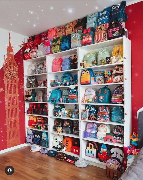 Mini Backpack Display Ideas, Displaying Loungefly Bags, Loungefly Backpack Aesthetic, Loungefly Organization Ideas, Loungefly Mini Backpack Display Ideas, How To Display Loungefly Backpacks, Display Loungefly Backpacks, Loungefly Backpack Storage, Disney Backpack Display