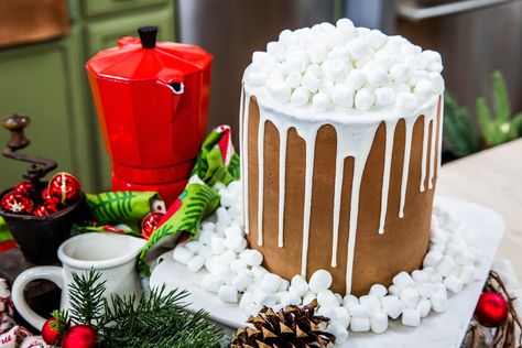 Creator of "Baking with Blondie," Mandy Merriman is making a holiday treat with hot chocolate buttercream. Chocolate Ganache Cake Decoration, Ganache Cake Decoration, Red Velvet Ideas, Best Chocolate Ganache, Hot Chocolate Cake, Red Velvet Hot Chocolate, Baking With Blondie, Cake Mix Ingredients, Homemade Buttercream Frosting