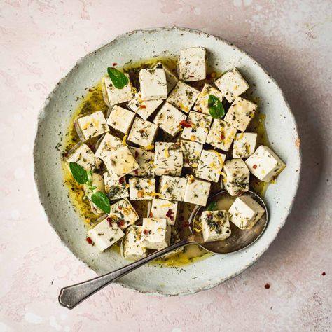 Marinated Tofu Feta Tofu Feta Recipe, Uni Meals, Salad Meals, Tofu Feta, Gf Meals, Feta Recipe, Tofu Marinade, Homemade Tofu, Dill Recipes