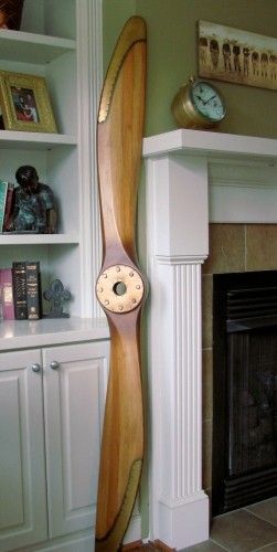 Airplane Propeller | Wood | Antique. For some reason I've always loved it when someone has an old wooden airplane propeller on their wall somewhere lol Diy Aviation Decor, Aviation Bar, Propeller Decor, Aviation Furniture, Wood Airplane, Airplane Propeller, Aircraft Propeller, Wooden Airplane, Deco Marine