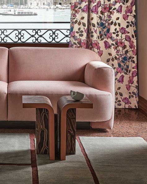 Can a Corduroy Couch Be Chic? - WSJ Courdory Couch, Corduroy Furniture, Corduroy Couch, Corduroy Sofa, Flower Vase Making, Elegant Pattern, Room Idea, Apartment Inspiration, Contemporary Artist