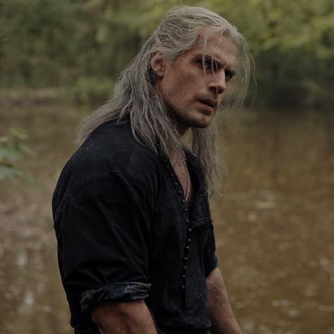 Henry Cavill The Witcher, The Witcher Henry Cavill, Daeron Targaryen, جون سنو, The Witcher Geralt, Witcher Art, Goblin King, Geralt Of Rivia, The Witcher 3