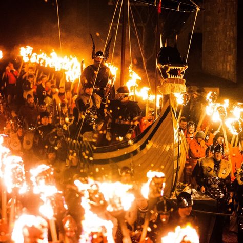 The Up Helly Aa Fire Festival in Shetland is unlike anything you’ll experience back home. Up Helly Aa Fire Festival Scotland, Mood Photos, Up Helly Aa, Norse Words, Viking Longship, Intuitive Empath, Fire Festival, Tim Burton Style, Bonnie Scotland