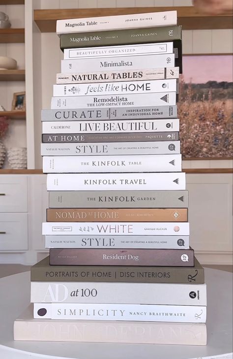 Fashion Coffee Table Books Aesthetic, Marble Photoshoot, Coffee Table Art Books, Lifestyle Upgrade, Booklet Cover, The Kinfolk Table, Coffee Table Books Decor, Styling Shelves, Decor Books