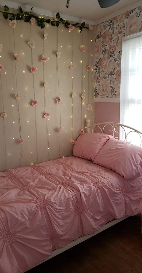 Angel Core, Girly Room Decor, Hostel Room, Easy Room Decor, Diy Room Decor For Teens, Easy Diy Room Decor, Pixie Hollow, Cute Diy Room Decor, Hiasan Bilik