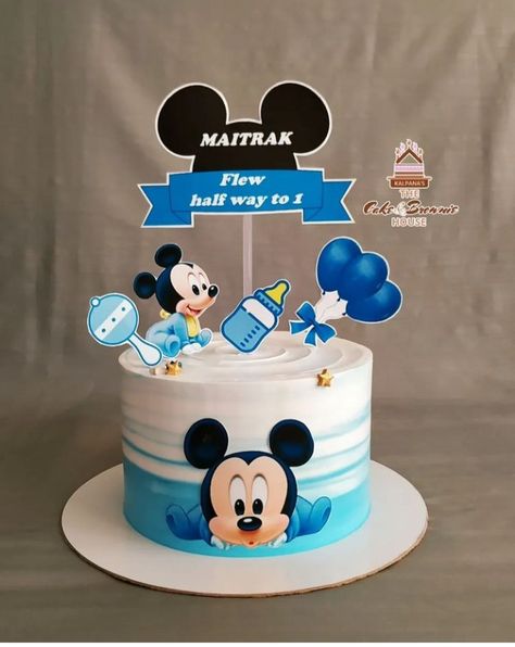 Cartoon Cake For Boys, Mickey Mouse Cake For Boys, Cartoon Cakes For Kids, Baby Mickey Mouse Cake, Baby Dedication Cake, Baby Cake Design, Mickey Mouse Cake Topper, Mickey Bebe, Baby Boy Cake Topper