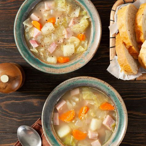 Colcannon Potatoes, Ham And Cabbage Soup, Colcannon Recipe, Ham And Cabbage, Cheese Burger Soup Recipes, Hearty Soup Recipes, Irish Recipes Traditional, Ham Potato, Potatoes Recipes