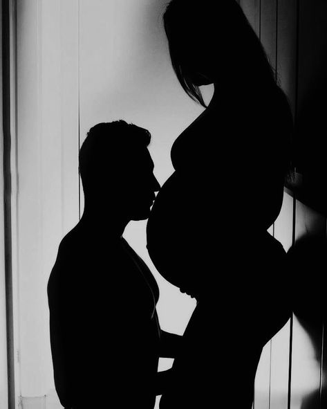 Unique Maternity Pictures With Husband, Pregnancy Aesthetic Couple, Belly Photos Pregnancy, Mafia Photoshoot Ideas, Pregnancy Photos Aesthetic, Aesthetic Pregnancy Photos, Embarazo Aesthetic, Baby Bump Aesthetic, Meghan Quinn