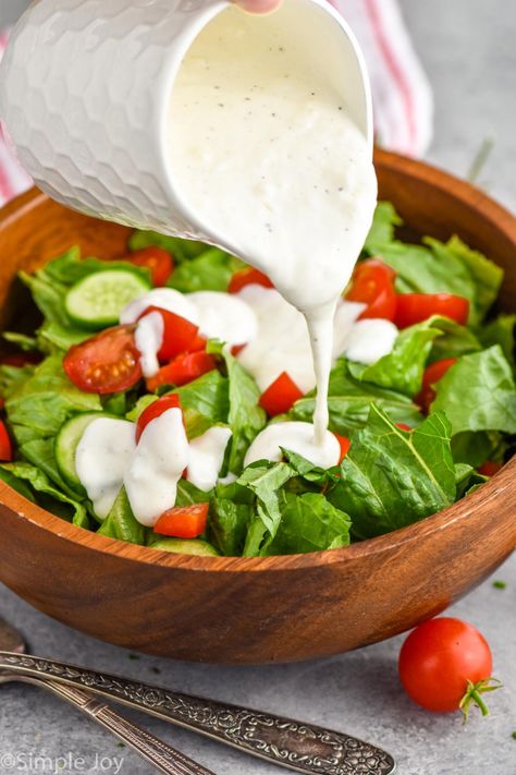 Creamy Garlic Dressing is so easy to make at home, and perfect for a side salad to accompany dinner. Ham And Cheese Ball Recipe, Garlic Salad Dressing Recipe, Baked Broccoli Recipe, Creamy Garlic Dressing, Garlic Salad, Garlic Salad Dressing, Easy Salad Dressing Recipes, Parmesan Salad, Garlic Dressing