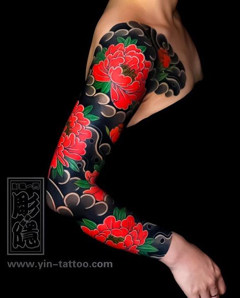 Japanese tattoo sleeve by @edsarmay. #japaneseink #japanesetattoo #irezumi #tebori #colortattoo #colorfultattoo #cooltattoo #largetattoo… Traditional Japanese Tattoo Sleeve, Japanese Tattoo Sleeve, Tattoo Fairy, Bodysuit Tattoos, Japanese Tattoos For Men, Irezumi Tattoo, Japanese Flower Tattoo, Yakuza Tattoo, Japanese Dragon Tattoos