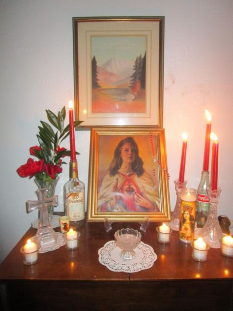 Lana Del Rey Bday Party, Lana Del Rey Shrine, Lana Del Rey Party Aesthetic, Lana Birthday Aesthetic, Lana Del Rey Theme Party, Lana Del Rey Birthday Party, Lana Shrine, Lana Del Rey Party, Sweet Life Frank Ocean