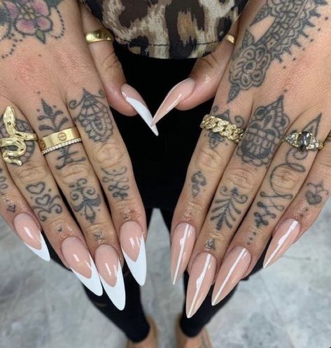 Finger Tats, Hand And Finger Tattoos, Hand Tattoos For Women, Hannah Montana, Best Of Both Worlds, Fire Nails, Pretty Acrylic Nails, Dope Nails, Nail Polishes