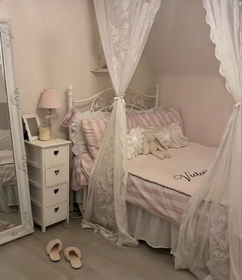 Princess Coquette Room, Hyper Feminine Room, Cuartos Coquette, Princesscore Room, Feminine Room Aesthetic, Coquette Dorm Room, Coquette Room Aesthetic, Victoria Secret Bedding, Aesthetic Chanel