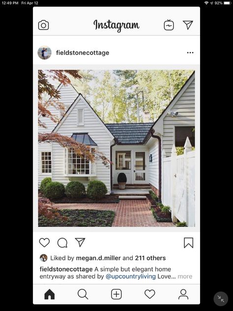 Brick Path, Brick Walkway, American Farmhouse, Casas Coloniales, Farmhouse Exterior, Walkway, My Dream Home, Cottage Style, Future House