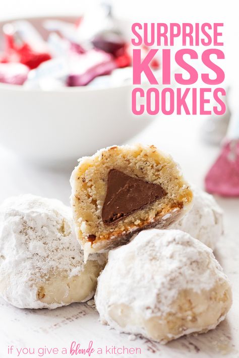 Kisses Recipes, Kiss Cookie Recipe, Hershey Kiss Cookies, Surprise Kiss, Surprise Cookie, Christmas Pastries, Xmas Desserts, Future Chef, Diet Cookies