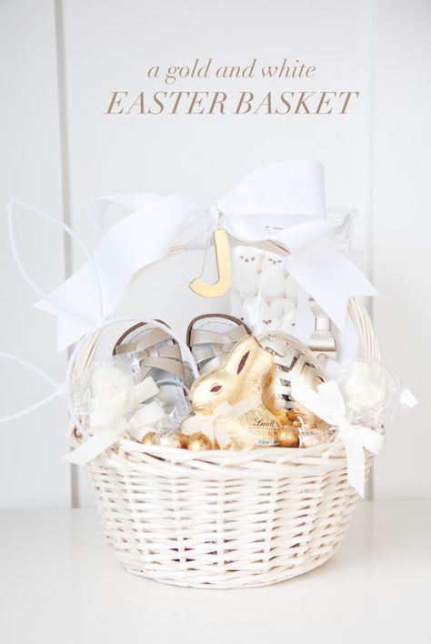 Oster Dekor, Easter Hamper, Diy Ostern, Easter Inspiration, Festa Party, Easter Gift Baskets, Easter Chocolate, Easter Sunday, Valentine's Day Diy