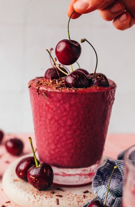 Chocolate Cherry Protein Shake Cherry Protein Shake, Minimalist Recipes, Protein Shake Chocolate, Protein Packed Smoothies, Chocolate Protein Shakes, Peanut Butter Banana Smoothie, Minimalist Baker, Chocolate Protein Powder, Dairy Free Milk