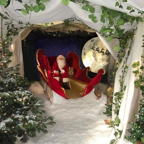 Santa’s Grotto Diy, Santa's Grotto Ideas, Primary School Christmas, Santas Grotto Design Ideas, Diy Santa Grotto, Santa Grotto Ideas School, Christmas Grotto Ideas Diy, Santa’s Grotto, Santas Grotto Ideas Decoration