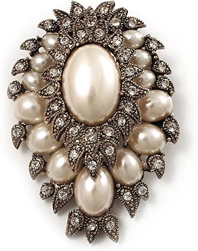 Amazon.com: Avalaya Oversized Vintage Corsage Imitation Pearl Brooch (Antique Gold): Brooches And Pins: Clothing, Shoes & Jewelry Vintage Corsage, Crystal Brooch, Pearl Brooch, Pearl Gemstone, Vintage Jewels, Fantasy Jewelry, Vintage Jewellery, Vintage Brooches, Diamond Pendant