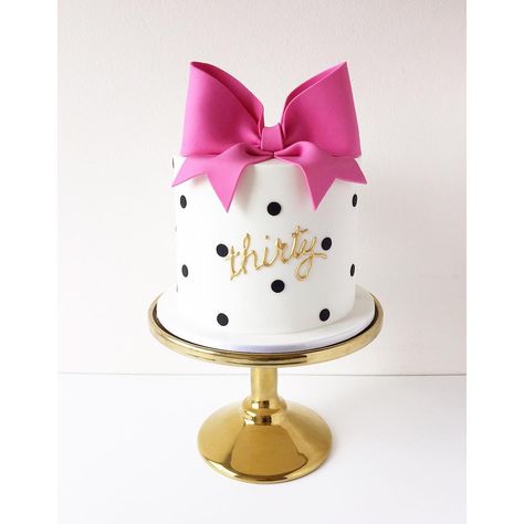 Polka Dot Cakes, 30 Cake, Decoration Patisserie, Mini Torte, 카드 디자인, Occasion Cakes, Love Cake, Fancy Cakes, Fondant Cakes