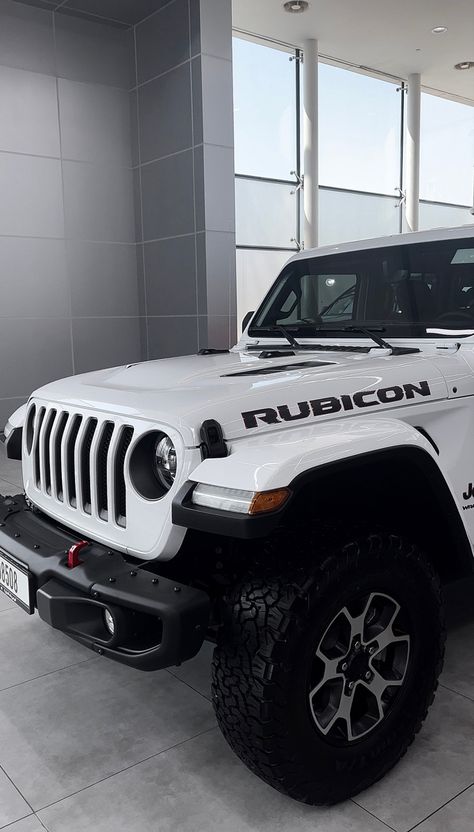 Jeep Blanca, White Jeep Wrangler Aesthetic, White Rubicon Jeep, White Jeep Wrangler Rubicon, White Rubicon, Cool Jeeps Wrangler, Jeep Wrangler White, White Jeep Wrangler, White Jeep