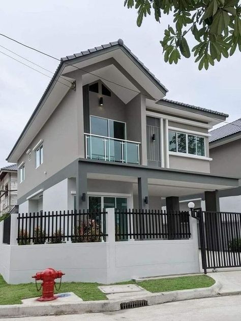 Excellent grace real estates Aesthetic Minimalist House Exterior, House Design Ideas Exterior Simple, Small House Aesthetic Exterior, Rumah Teres, Industrial House Exterior, Small House Design Philippines, Philippines House Design, Detail Arsitektur, Two Story House