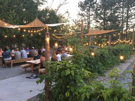 Restaurant Garden Design Ideas, Small Beer Garden Ideas, Outdoor Garden Restaurant Ideas, Bar In The Garden, Small Beer Garden, Outdoor Beer Garden Ideas, Beer Garden Ideas Backyard, Pub Garden Ideas, Garden Cafe Design Outdoor Coffee Shop