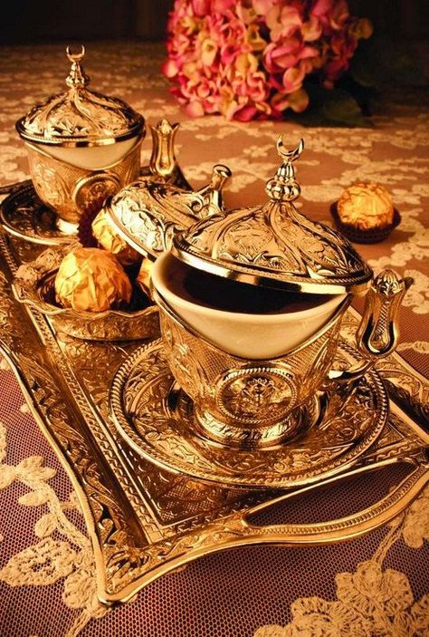 Gold Dishes, Turkish Coffee Set, Copper Cups, Turkish Tea, Ottoman Coffee, Coffee Cup Set, Porcelain Cup, Turkish Coffee, Tea Service