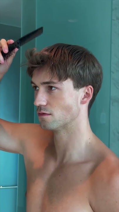 FLAT HAIR? Try this hair tutorial for men 😨 So much volume so SAVE & subscribe for #hairtutorial Self Haircut Men, Flat Hair Hairstyles Men, Flat Hair Men, Hairstyles Men Straight Hair, Flat Hair Haircuts, Hair Tutorial Men, Side Fringe Hairstyles, Self Haircut, Boys Hairstyles