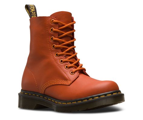 1460 PASCAL VIRGINIA | Women's Boots | Official Dr. Martens Store - UK 1460 Pascal Virginia, Style Doc Martens, Boots Doc Martens, Red Doc Martens, Dr Martens Pascal, Dr Martens Store, Doc Martens Style, Timberland Boots Outfit, Timberland Waterproof Boots