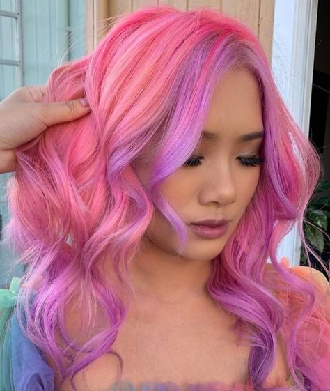 HotOnBeauty’s Instagram photo: “Remember? Sweeter than candy 🍡🍬Bubblegum pink with lavender framing by @hairbykellan #hotonbeauty 💜 #tbt . . #bubblegum #bubblegumpink…” Pink Pigtails, Candy Hair, Colourful Hair, Lavender Hair, Female Hair, Fun Hair, Pretty Hair Color, Pastel Hair, Hair Dye Colors