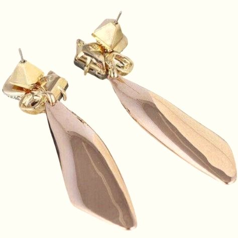 Alexis Bittar Scoop Rose Gold Tone Earrings!!! Adorned With Beautiful Crystals And Stones!!! Alexis Bittar Earrings, Alexis Bittar Jewelry, Beautiful Crystals, Alexis Bittar, Gold Tones, Rose Gold, Crystals, Stone, Gold