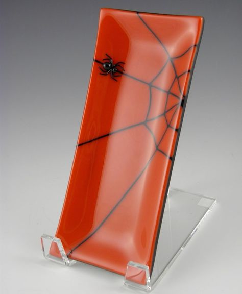 Fused Glass Spider Web Dish, Rectangular Orange and Black Handmade Halloween Decoration - Etsy UK Handmade Halloween Decorations, Glass Spider, Noir Uni, Glass Fusion Ideas, Fused Glass Ornaments, Glass Fusion, Black Bottom, Halloween Displays, Halloween Designs