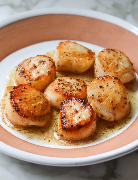 Pan-Seared Scallops with Lemon Butter How To Cook Scallops, Dried Scallops, Once Upon A Chef, Pan Seared Scallops, Seared Scallops, Best Pans, Sea Scallops, Scallop Recipes, Scallops Seared