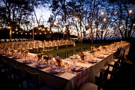 u shaped wedding table | Real Wedding – Jenna & Esteban at Reserva Conchal Beach Club, Costa ... Outdoor Dinner Party, Wedding Table Setup, Twilight Wedding, Romantic Wedding Receptions, Beach Wedding Reception, Costa Rica Wedding, Wedding Reception Ideas, Outdoor Dinner, Inexpensive Wedding