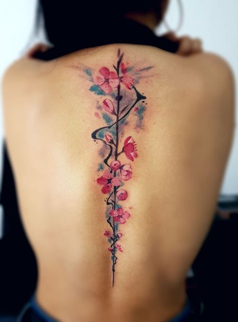 Rosen Tattoo Frau, Pattern Tattoos, Tattoos To Cover Scars, Ribbon Tattoos, Spine Tattoos For Women, Rosen Tattoo, Tatuaje A Color, Back Tattoo Women, Tattoo Feminina