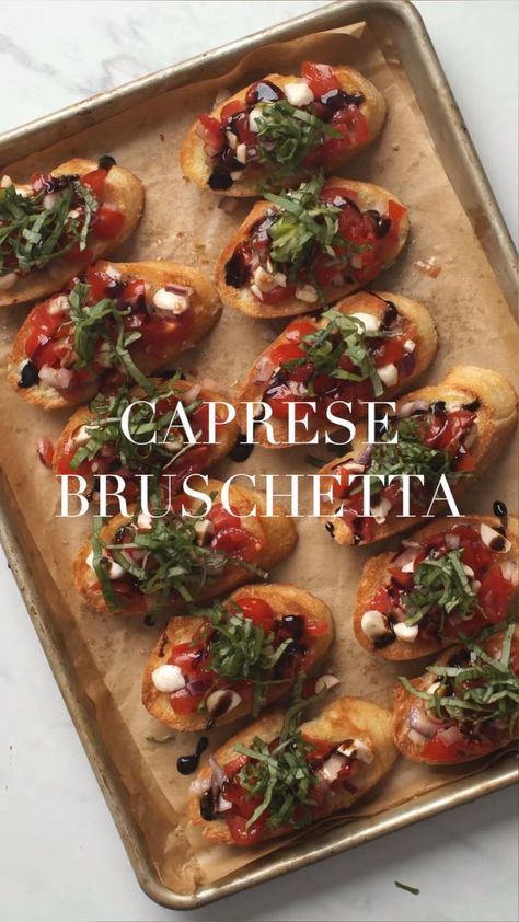 Caprese Bruschetta | Party food appetizers, Dinner appetizers, Recipes Birthday Party Orderves, Dinners That Pair With White Wine, Bruchetta Bread Party Appetizers, Dinner Party Canapes Appetizer Ideas, Catering Entree Ideas, Apetaizer Party Ideas Easy, Brusetta Appetizer Recipe, Casino Night Appetizers, Entertainment Food Ideas Appetizers