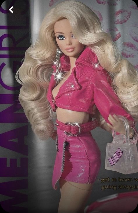 Malibu Barbie Doll, Barbie Things, Dolls Ideas, Mermaid Toys, Damian Priest, Barbies Pics, Custom Barbie, Barbie Sets, Barbie Wardrobe