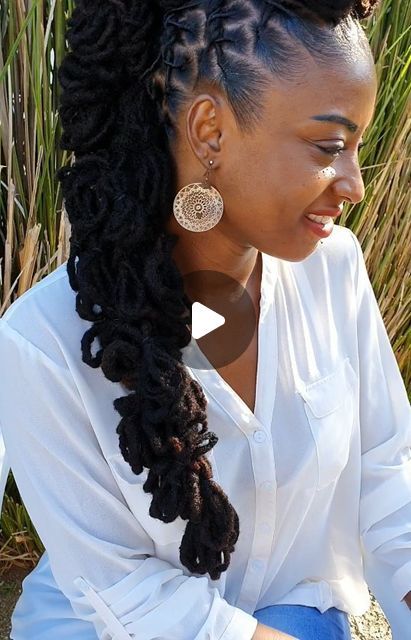 779 likes, 28 comments - locksbymeli on June 13, 2020: "#locksbymeli #blackqueen #blackexcellence #brownskingirl #richiespice #womanstyle #locnation #bea..." Long Dread Styles Black Women, Long Locks Styles For Women Dread, Long Dreadlocks Styles For Women Black, Dreadlock Styles For Women Black Locs Dreads, Locks Styles For Women Dread, Long Dreadlock Styles For Women, Loc Hawk, Long Loc Styles Women, Long Dreads Styles For Women