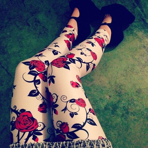 Rose Leggings, Leggings And Socks, Roses White, Black Milk Clothing, White Leggings, Roller Derby, Black Milk, Tight Leggings, Alternative Fashion