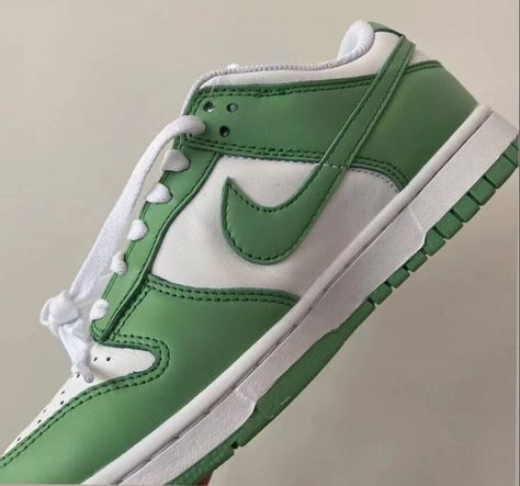 Nike Dunk Low WMNS Green Glow CU1726-188 Release Date Info Nike Blazer Outfit, Обувь Air Jordan, Dunk Lows, Glow Green, Dr Shoes, Nike Fashion Shoes, Fresh Shoes, Hype Shoes, Shoe Inspo