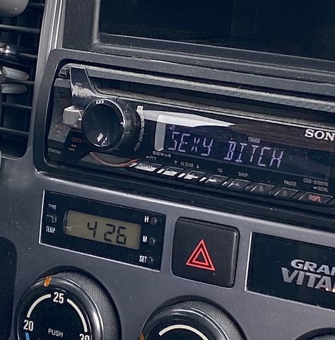 Car Radio Aesthetic Night, Car Rides Playlist Cover, 2000s Playlist Cover, Car Radio Aesthetic, Radio Aesthetic, Spotify Car, Car Ride Aesthetic, Ride Aesthetic, Musica Spotify