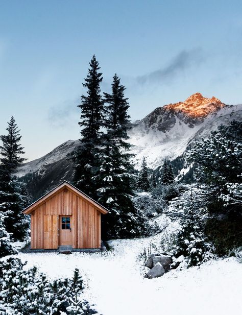 Winter Photography Nature, Winter Landscape Photography, Country Photography, Cabin Aesthetic, Mountain Landscape Photography, Christmas Landscape, Winter Mountain, Winter Cabin, Landscape Photography Nature