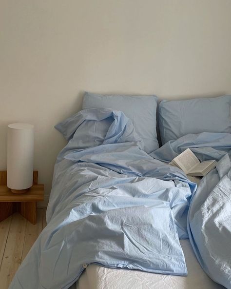 Celine Bramsen on Instagram: “annonce. There is only one color for me in the spring time, this one from @sekanstudio feels like waking up to a blue sky every morning 💙…” Blue Selfcare Aesthetic, Blue Covers Aesthetic, Blue Self Care Aesthetic, Cozy Blue Aesthetic, Blue Girl Aesthetic, Pastel Bedroom Decor, Baby Blue Bedding, Sky Blue Interior, Victoire Weasley